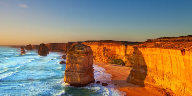 Great Ocean Road: a road between surf, koalas and spectacular landscapes